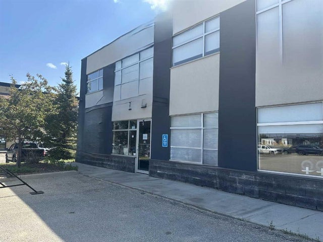 101, 10071 120 Avenue, Grande Prairie