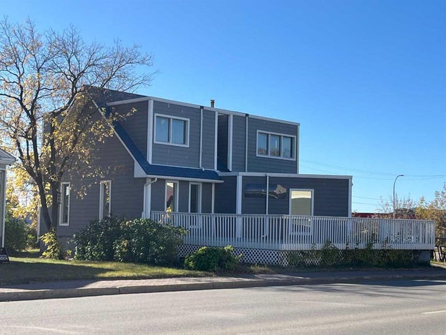 9731 100 Avenue, Grande Prairie