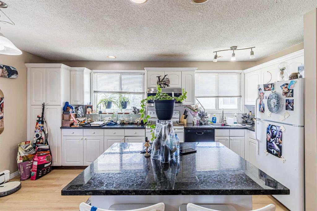 1-6, 8 Huntley Close Northeast, Calgary – Commercial Multi Family Listing Photo 12