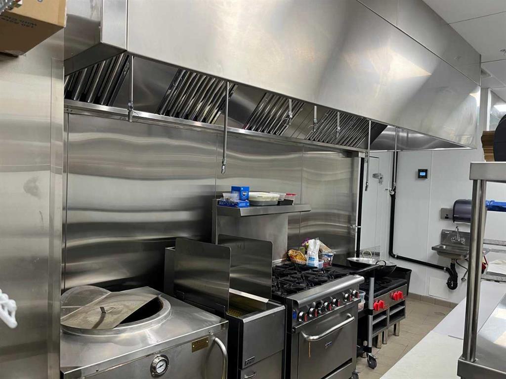 1110, 2 Royal Vista Link Northwest, Calgary – Commercial Retail Listing Photo 17