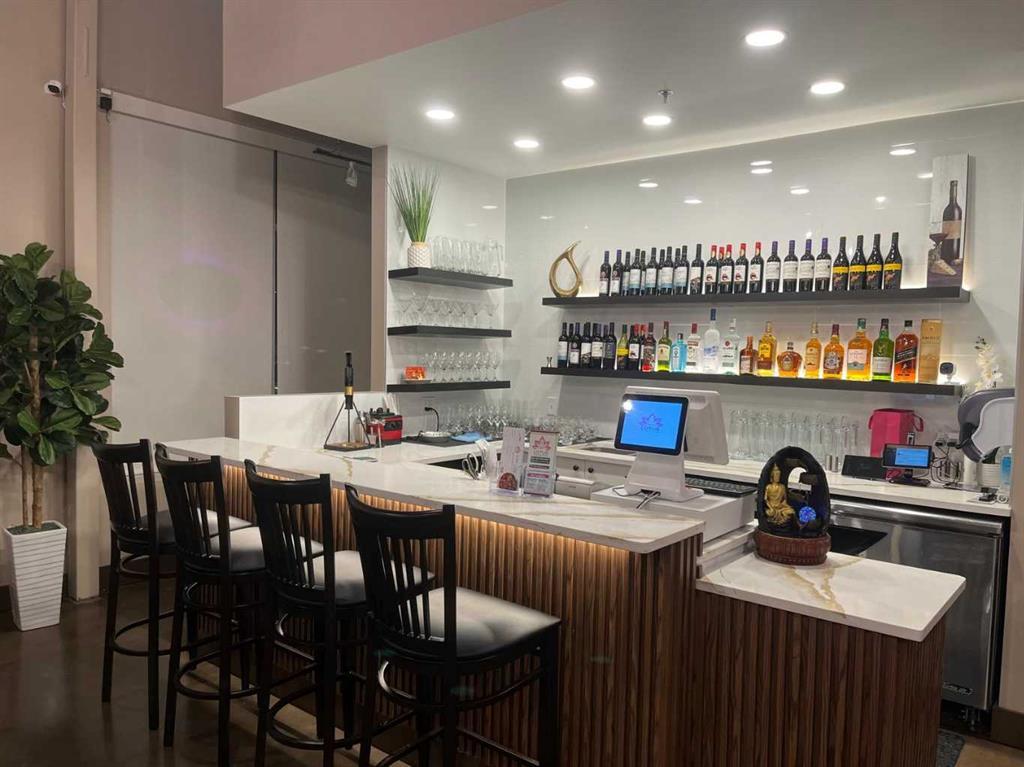 1110, 2 Royal Vista Link Northwest, Calgary – Commercial Retail Listing Photo 2