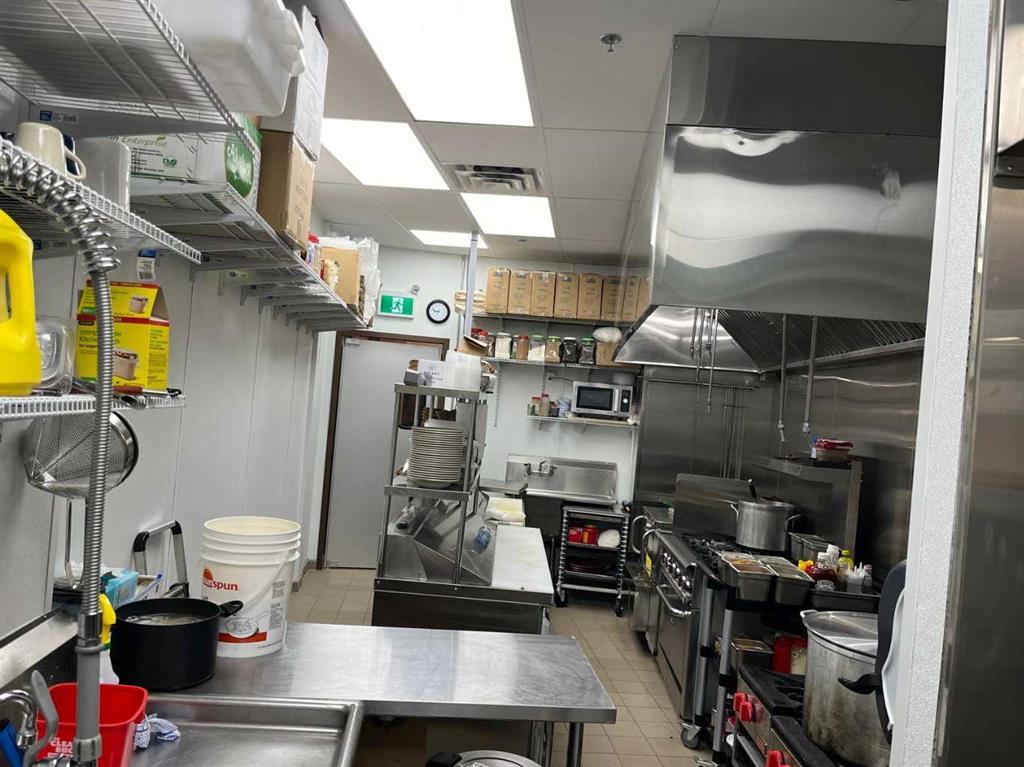 1110, 2 Royal Vista Link Northwest, Calgary – Commercial Retail Listing Photo 33