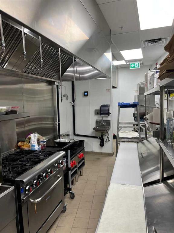 1110, 2 Royal Vista Link Northwest, Calgary – Commercial Retail Listing Photo 34