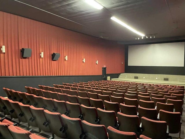 131 2 Street W, Brooks