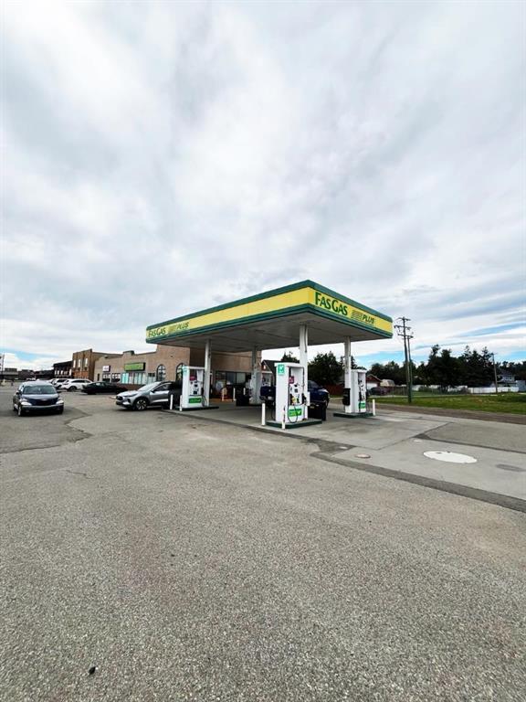 5313 1 Street W, Claresholm