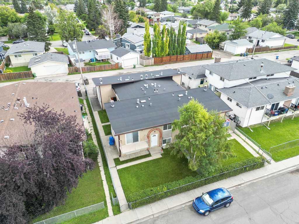 12 Huntley Close Northeast, Calgary – Commercial Multi Family Listing Photo 4