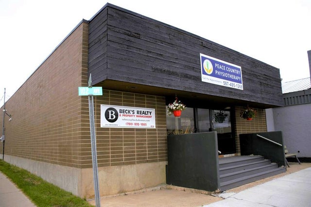 11028 102 Avenue, Fairview