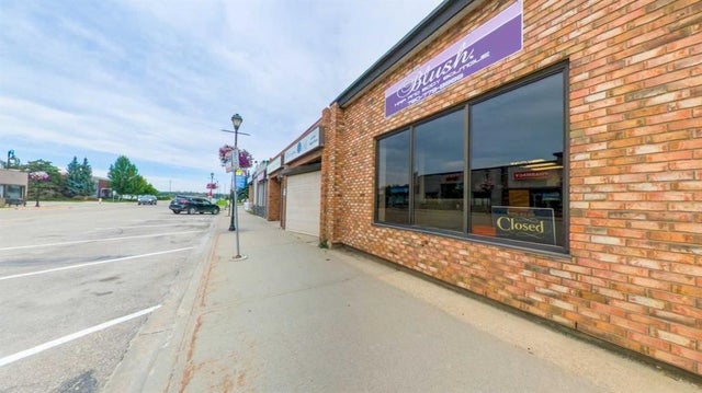 5109 50 Street, Whitecourt