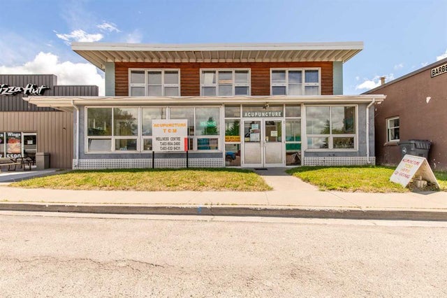 966 Main Street, Pincher Creek