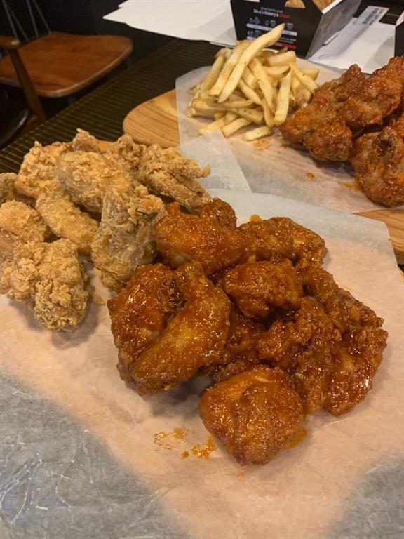 111 Chicken, Calgary