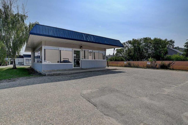 10001 104 Avenue, Grande Prairie