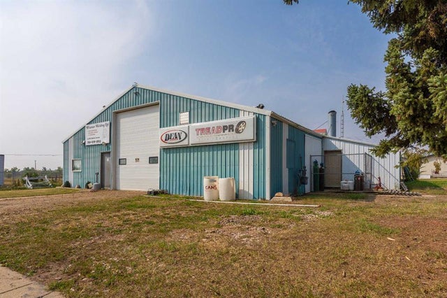 5002 50 Street, Strome