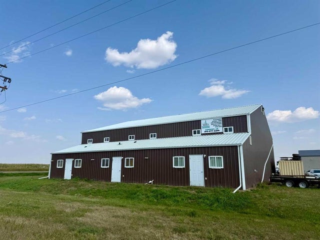 5114 43 Street, Consort