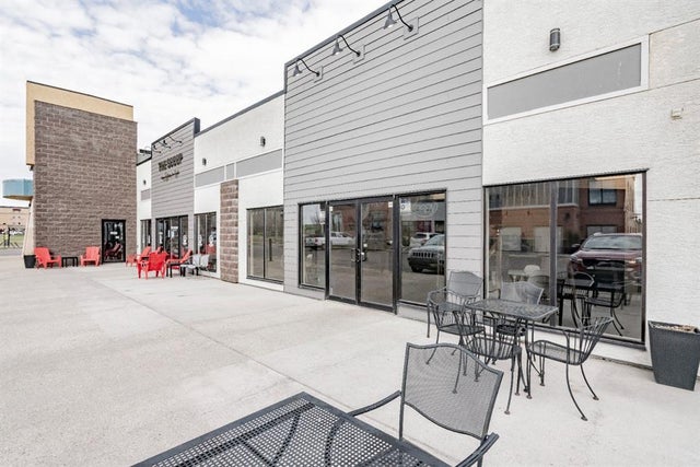 103, 10635 West Side Drive, Grande Prairie