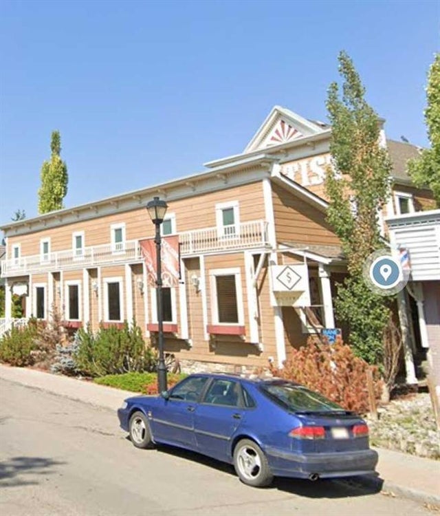 Upper Front, 508 First Street W, Cochrane