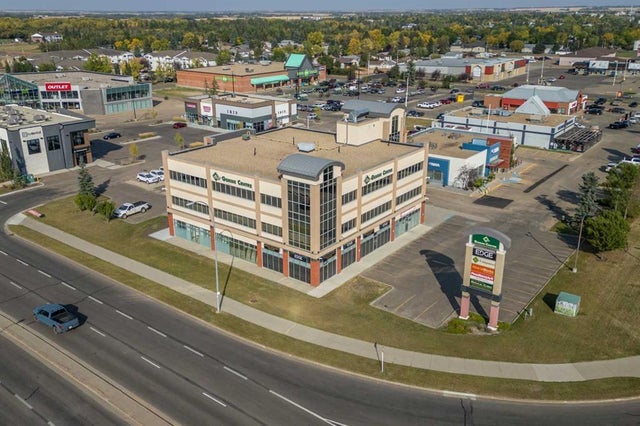 6708 48 Avenue, Camrose