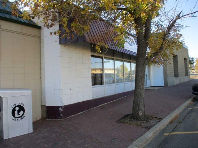 409 Main Street, Manning