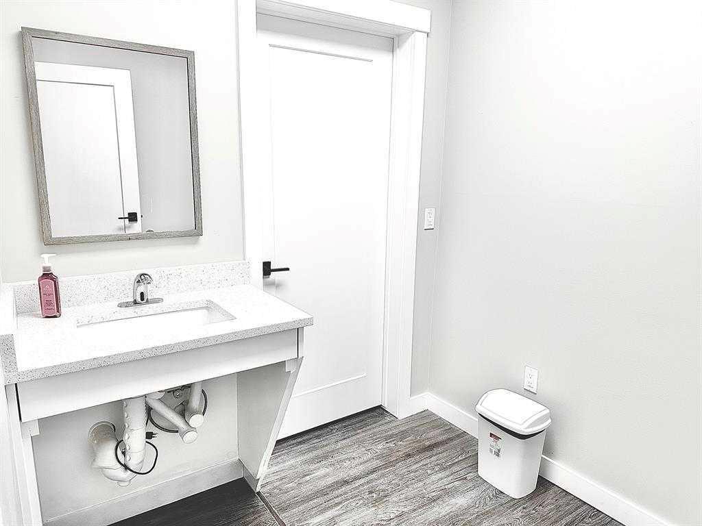 1015, 4231 109 Avenue Northeast, Calgary – Commercial Industrial Listing Photo 5