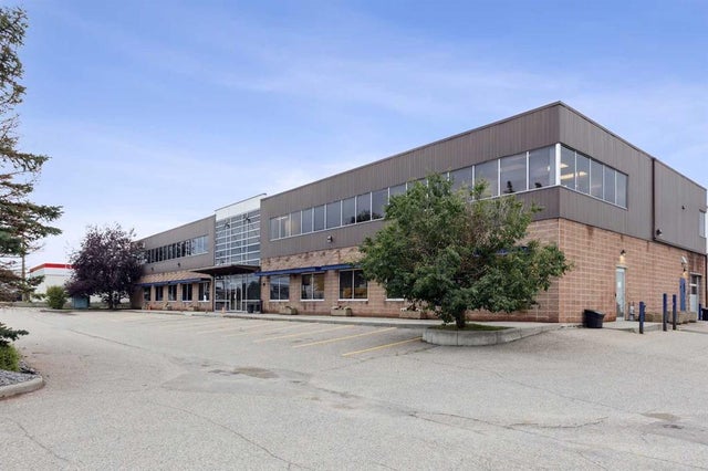 5799 3 Street Se, Calgary