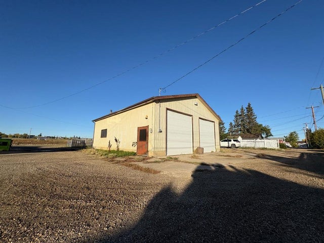 10017 100 Street, Sexsmith