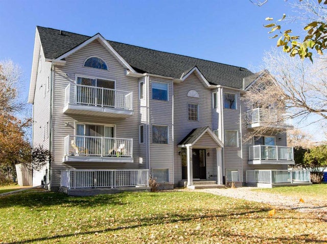 3 Alberta Avenue, Okotoks