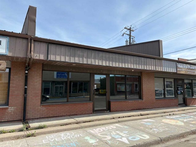 5016 50 Street, Olds