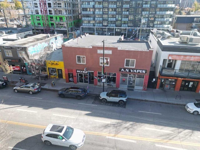 328 10 Street Nw, Calgary