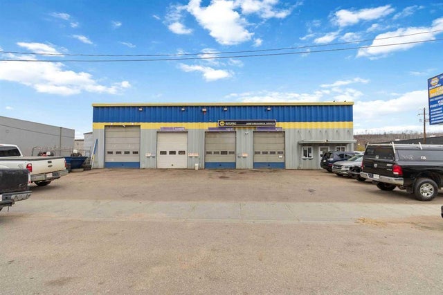 8102 Manning Avenue, Fort McMurray