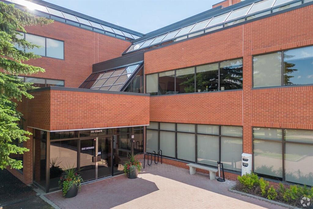 3115 12 Street Ne Calgary Alberta T2E 7J2 South Airways. Home For Sale