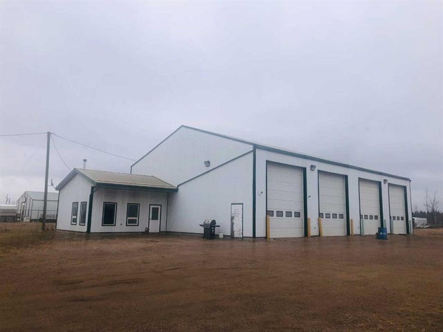 11816 95 Street, High Level