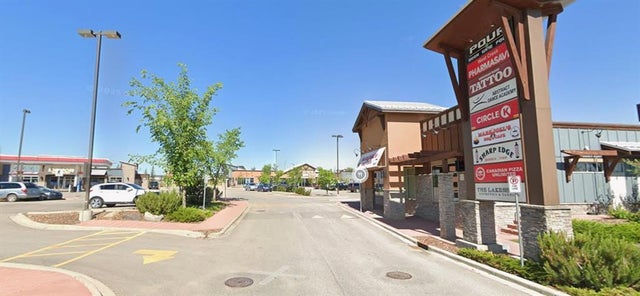 105, 320 West Creek Drive, Chestermere