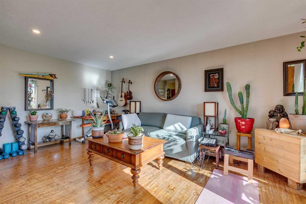 810 Drury Avenue Ne Calgary Alberta T2E0M2 Bridgeland/Riverside Home For Sale