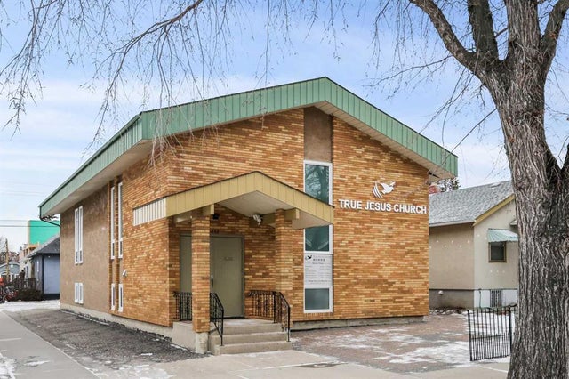 232 8a Street Ne, Calgary