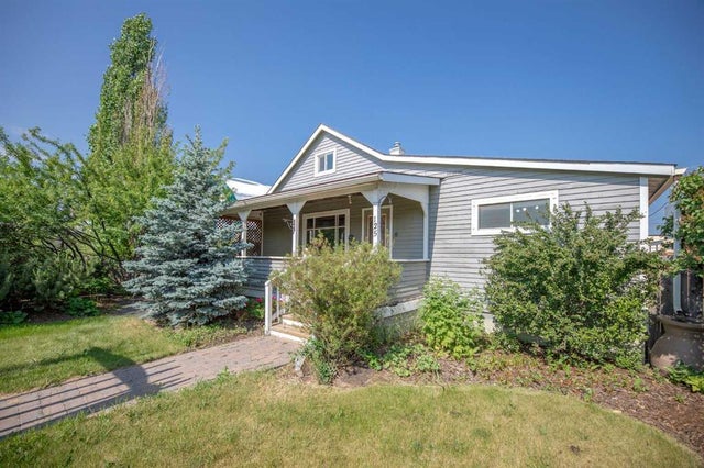 125 River Avenue, Cochrane