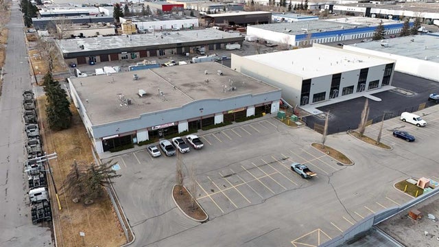 5, 4316 64 Avenue Se, Calgary