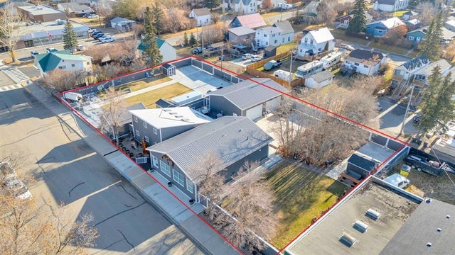 2023 20 Avenue, Bowden