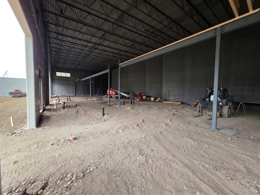 5, 5525 4 Street Se Calgary Alberta T2H 1K7 Manchester Industrial Home For Sale