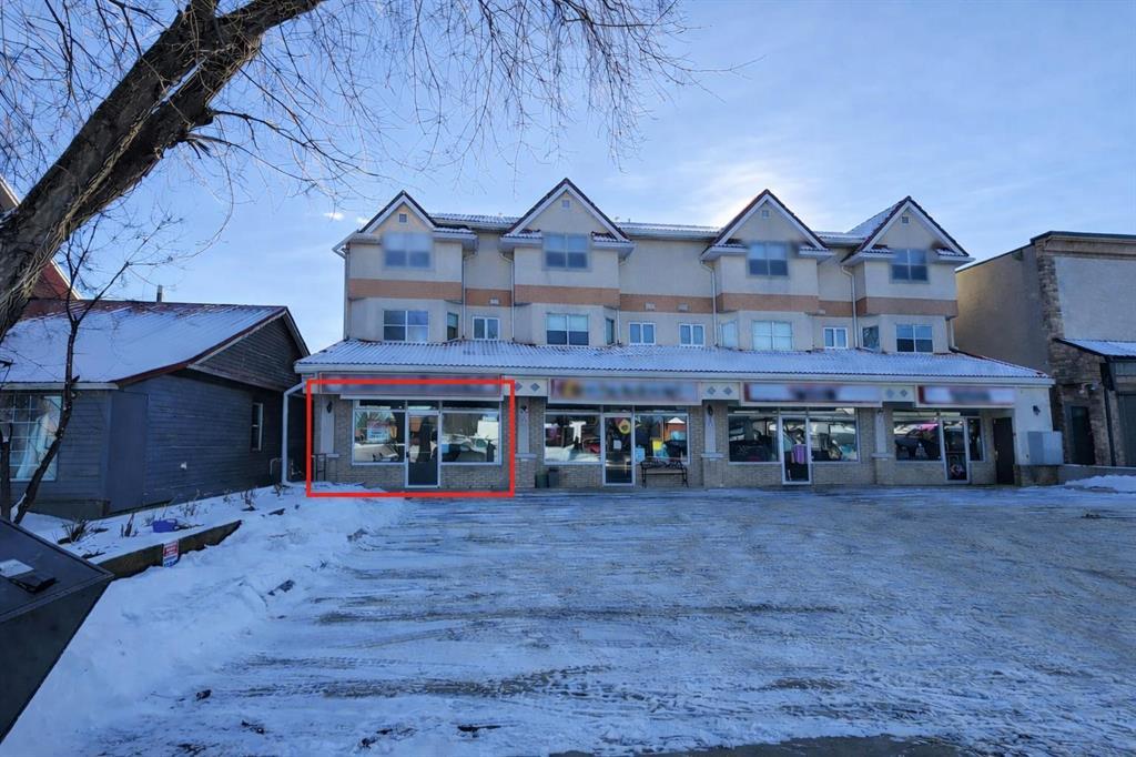 101, 227 3 Avenue, Strathmore