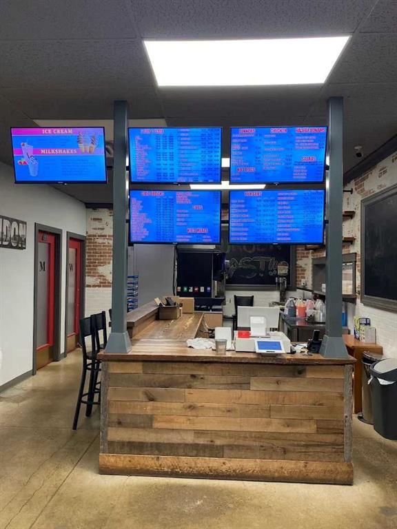 186-188 Northey Avenue, Red Deer