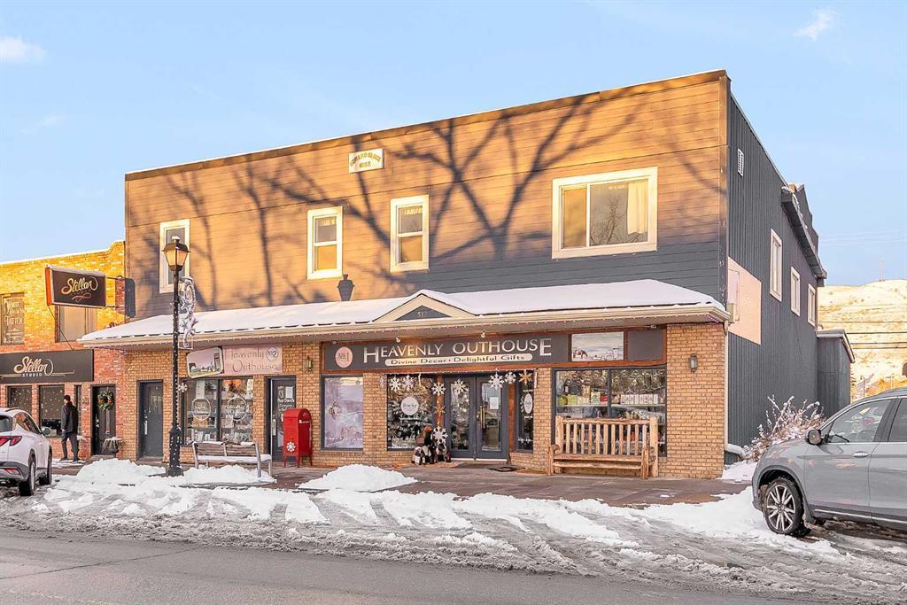 312 1 Street W, Cochrane