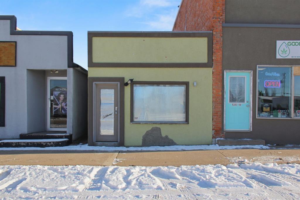 5205 50 Street, Viking