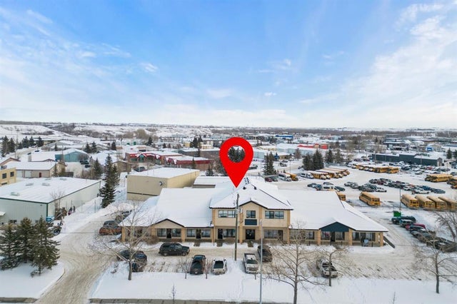 200, 14 Crystalridge Drive, Okotoks