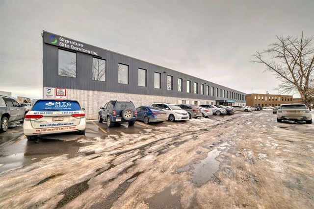 202, 1324 36 Avenue Ne, Calgary