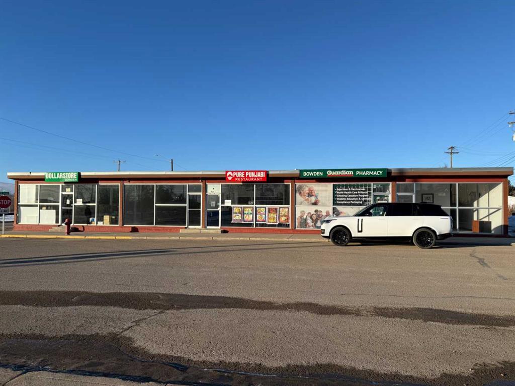 2002 20 Avenue, Bowden