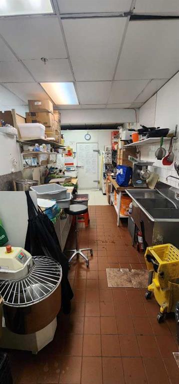 25,26,27,33, 132 3 Avenue Se, Calgary