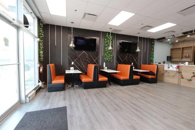 270 Nolanridge Crescent Nw, Calgary