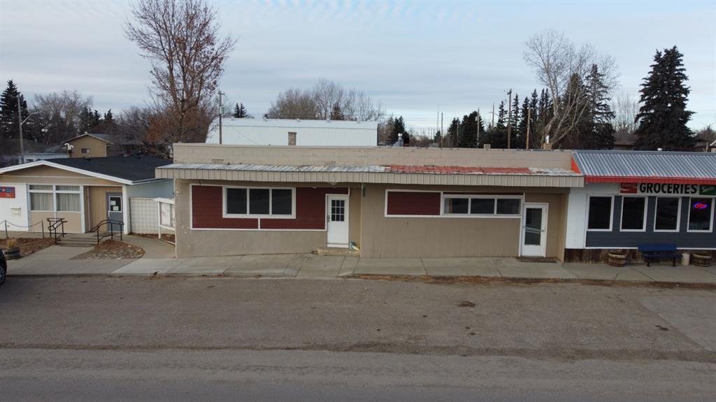 14 Railway Avenue S, Lomond