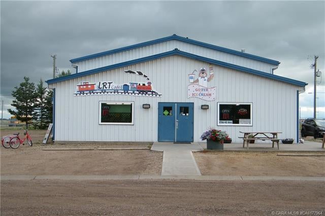 4706 43 Avenue, Forestburg