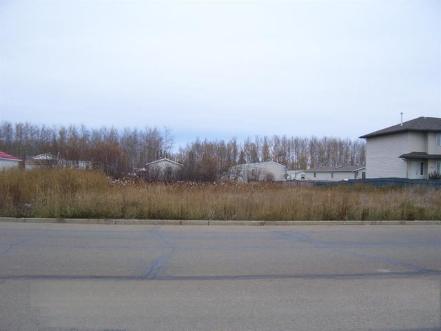 10820 100 Avenue, High Level