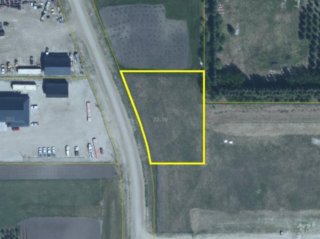 590 7 Avenue W, Beaverlodge